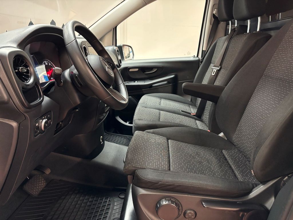 Mercedes-Benz Vito 2024