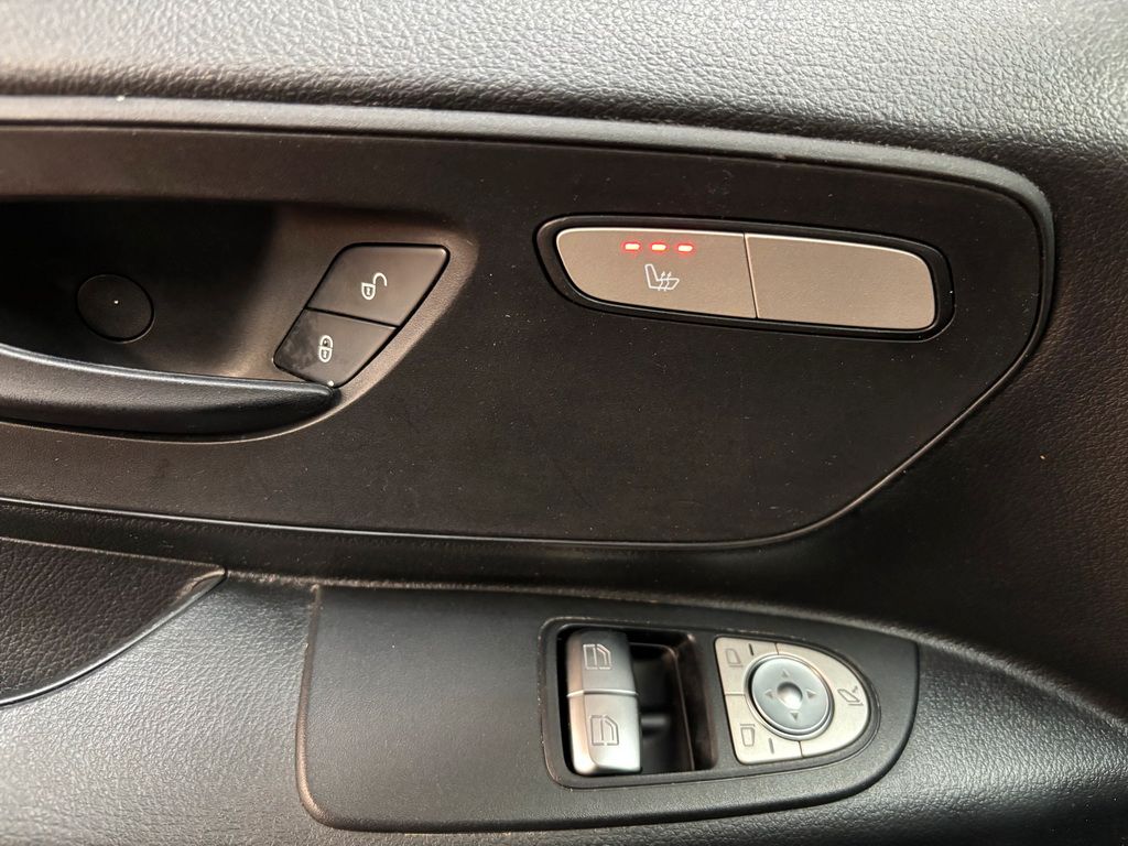 Mercedes-Benz Vito 2024