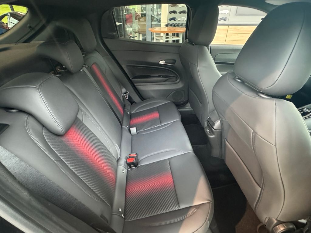 Alfa Romeo Junior 2024