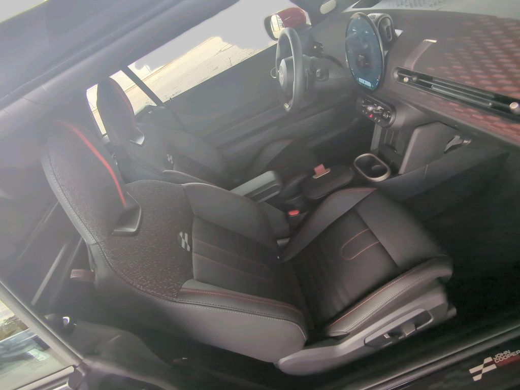 MINI John Cooper Works Cabrio 2024