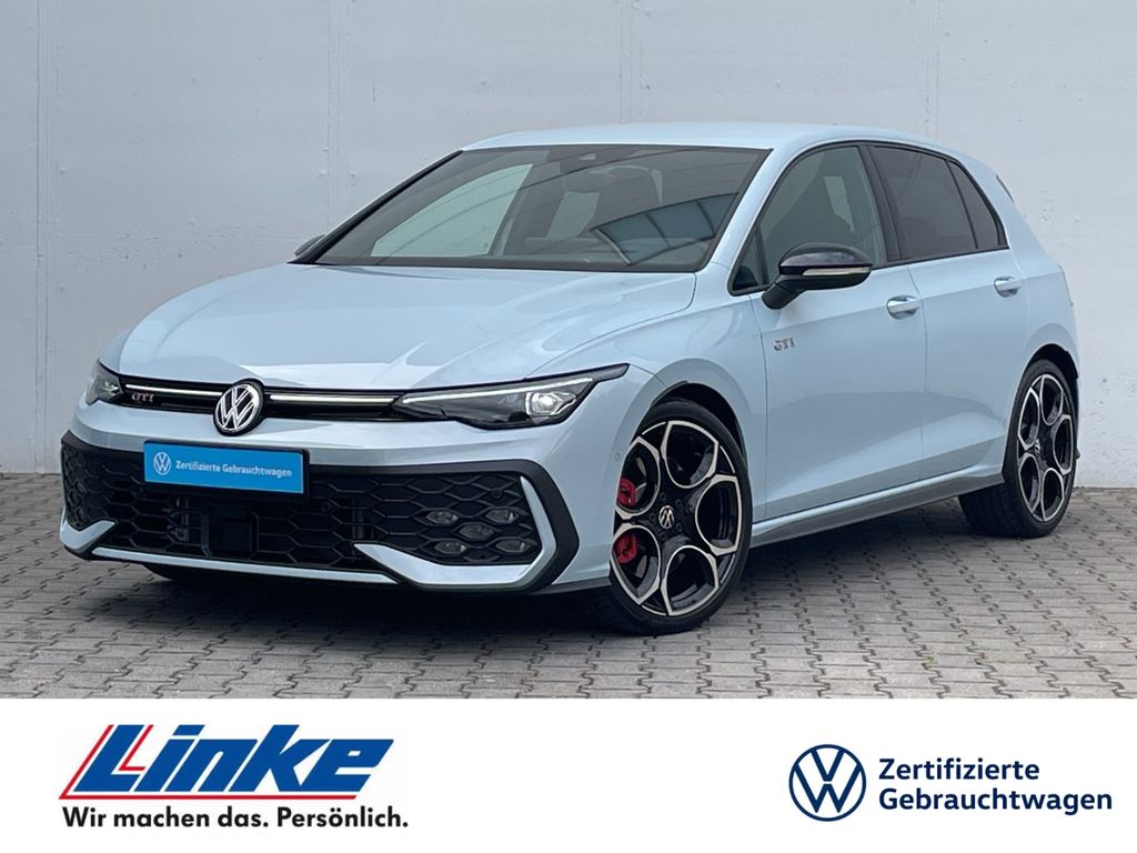 Volkswagen Golf 2024