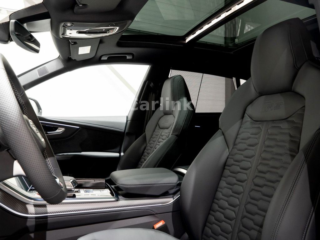 Audi RSQ8 2025