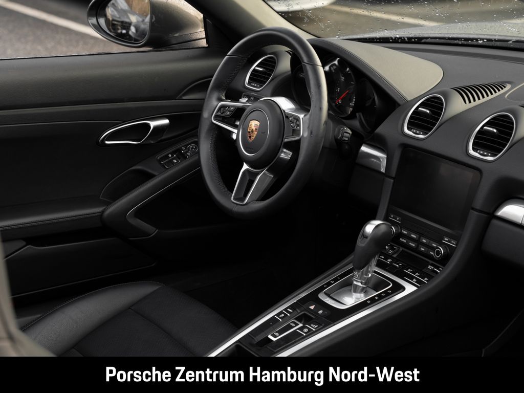 Porsche Boxster 2024