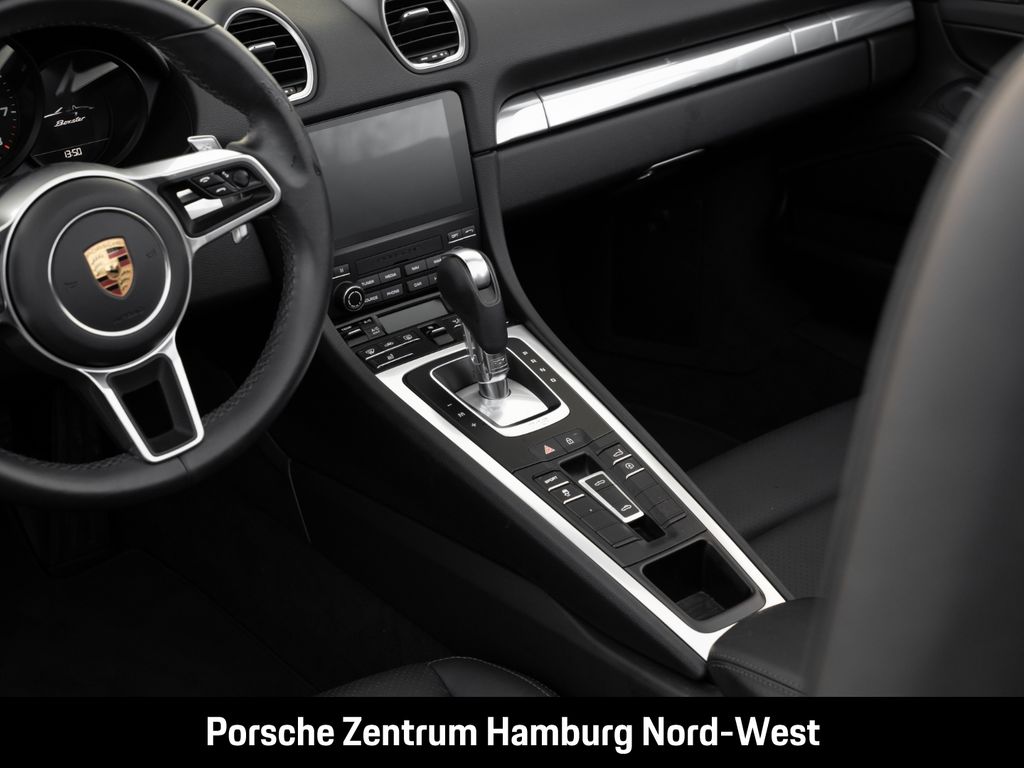 Porsche Boxster 2024