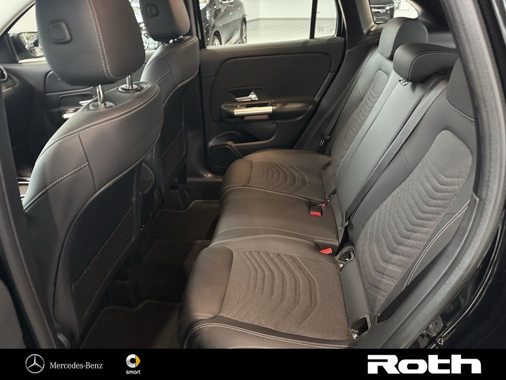 Mercedes-Benz GLA 220 2024