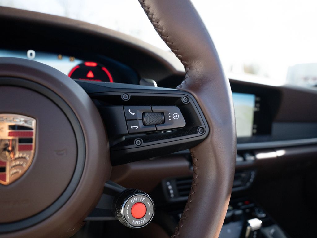Porsche 992 2024