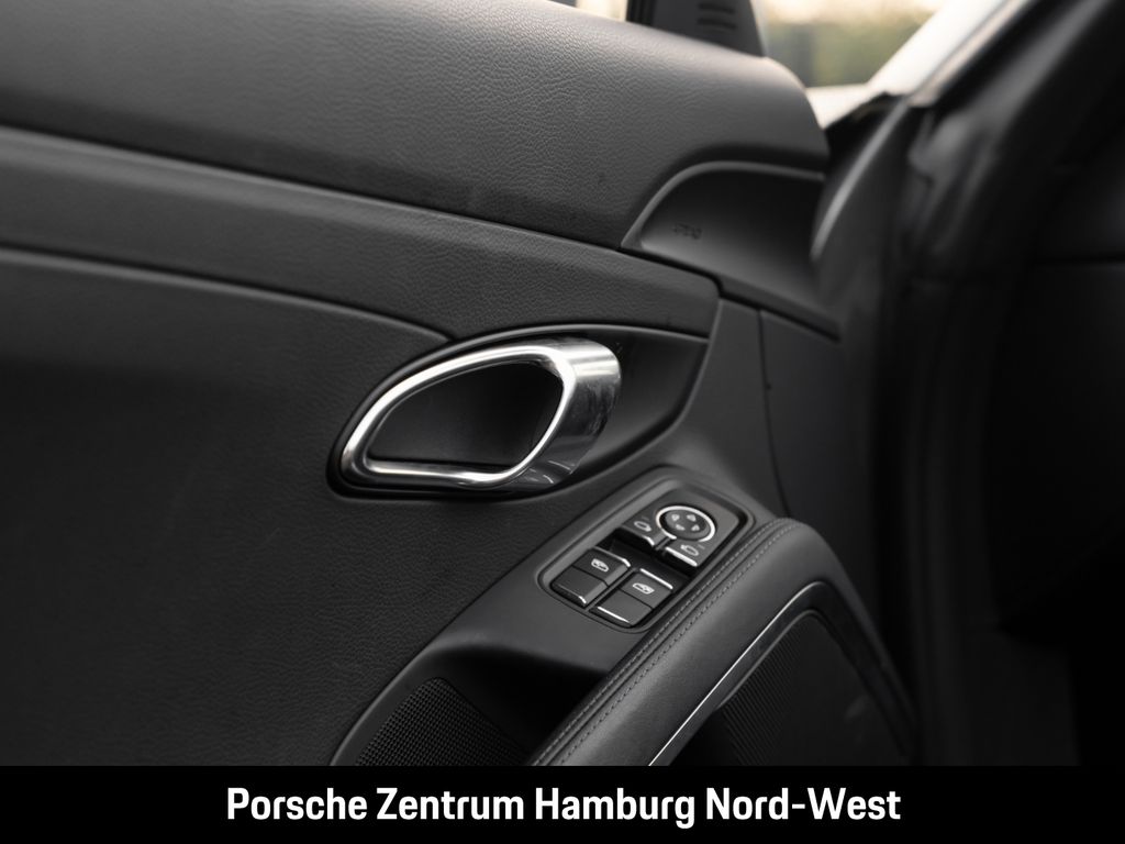 Porsche Boxster 2024