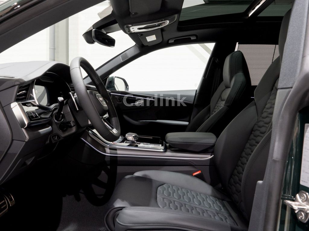 Audi RSQ8 2025