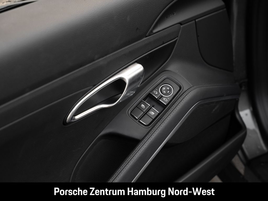 Porsche Boxster 2024