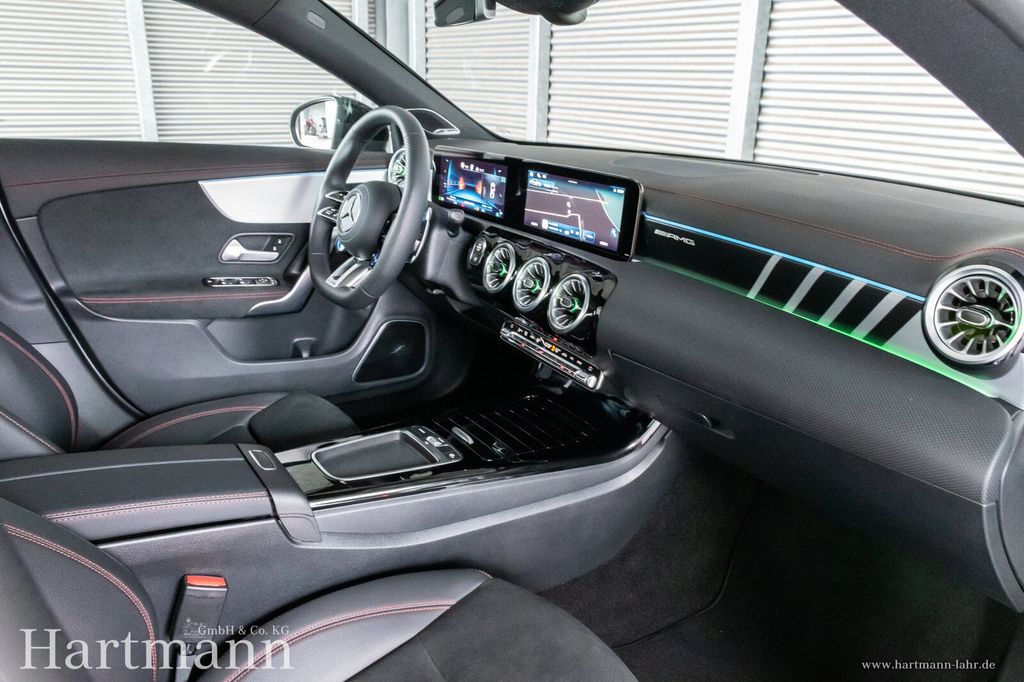 Mercedes-Benz CLA 350 2024