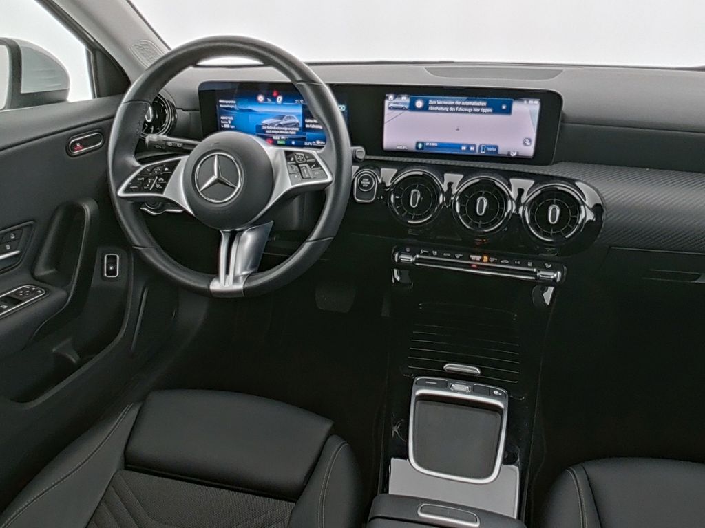 Mercedes-Benz A 250 2023