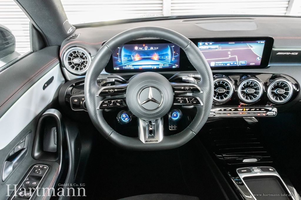 Mercedes-Benz CLA 350 2024