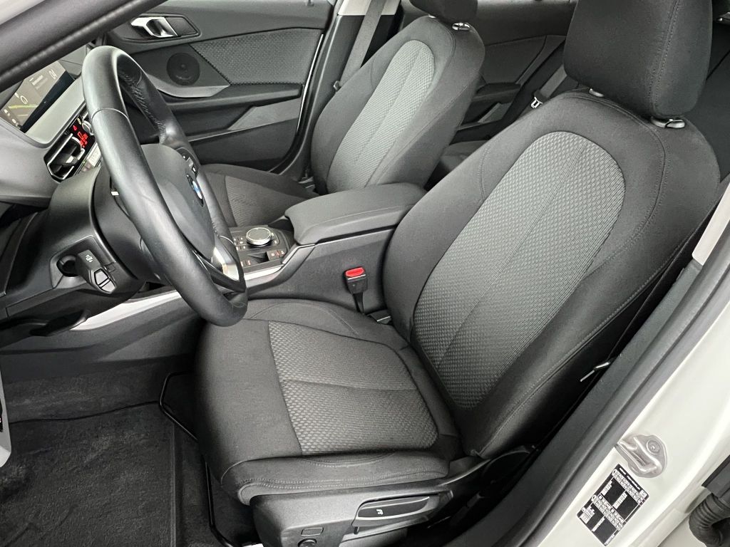 BMW 116 2024
