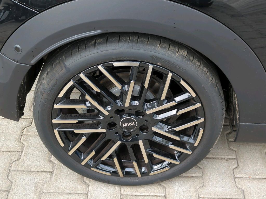 MINI Cooper Cabrio 2024