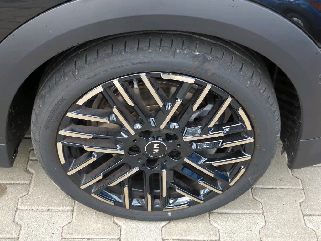 MINI Cooper Cabrio 2024