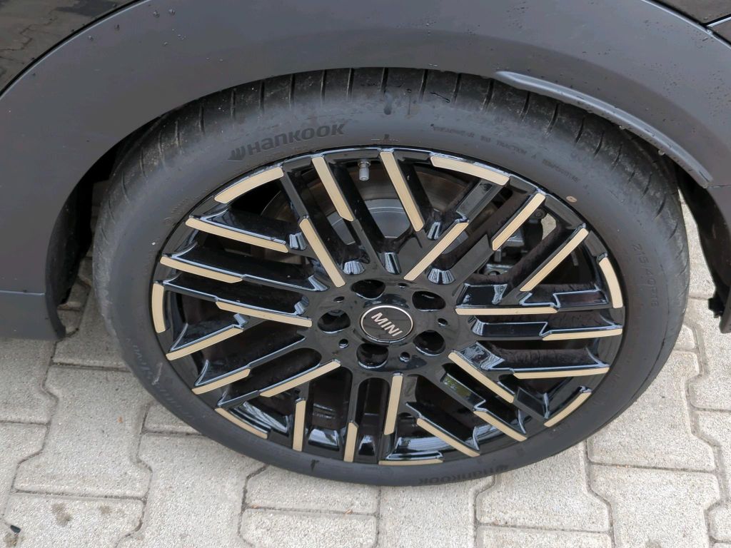 MINI Cooper Cabrio 2024