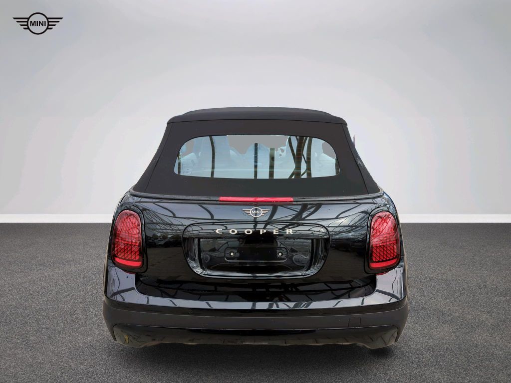 MINI Cooper Cabrio 2024