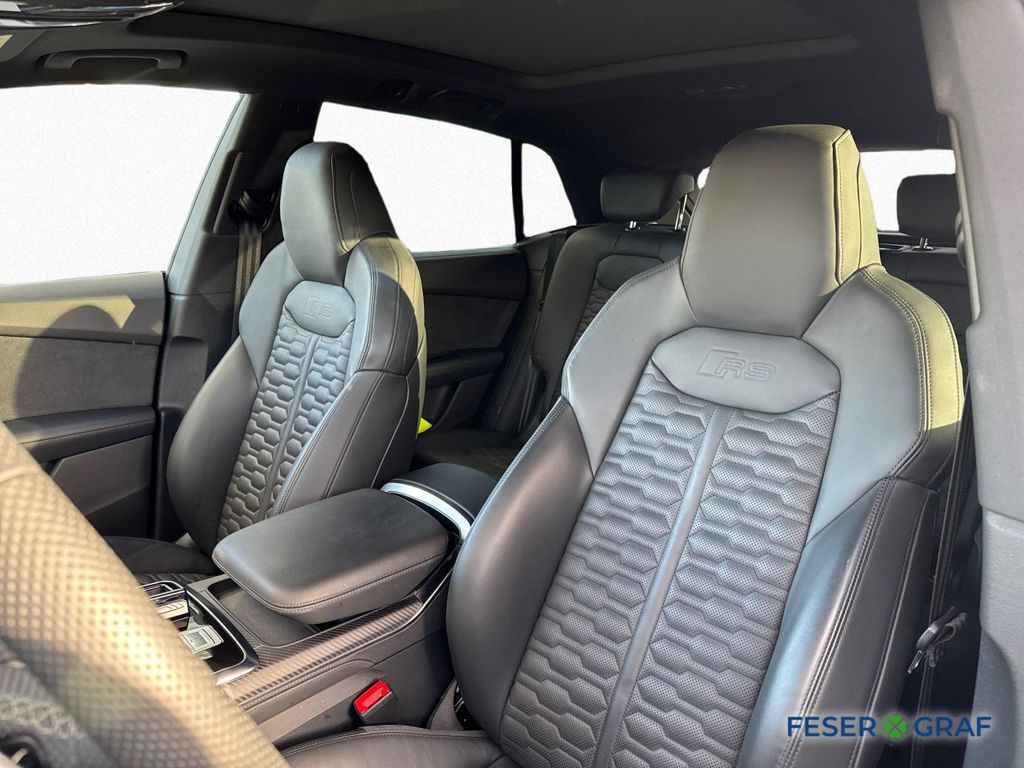 Audi RSQ8 2024