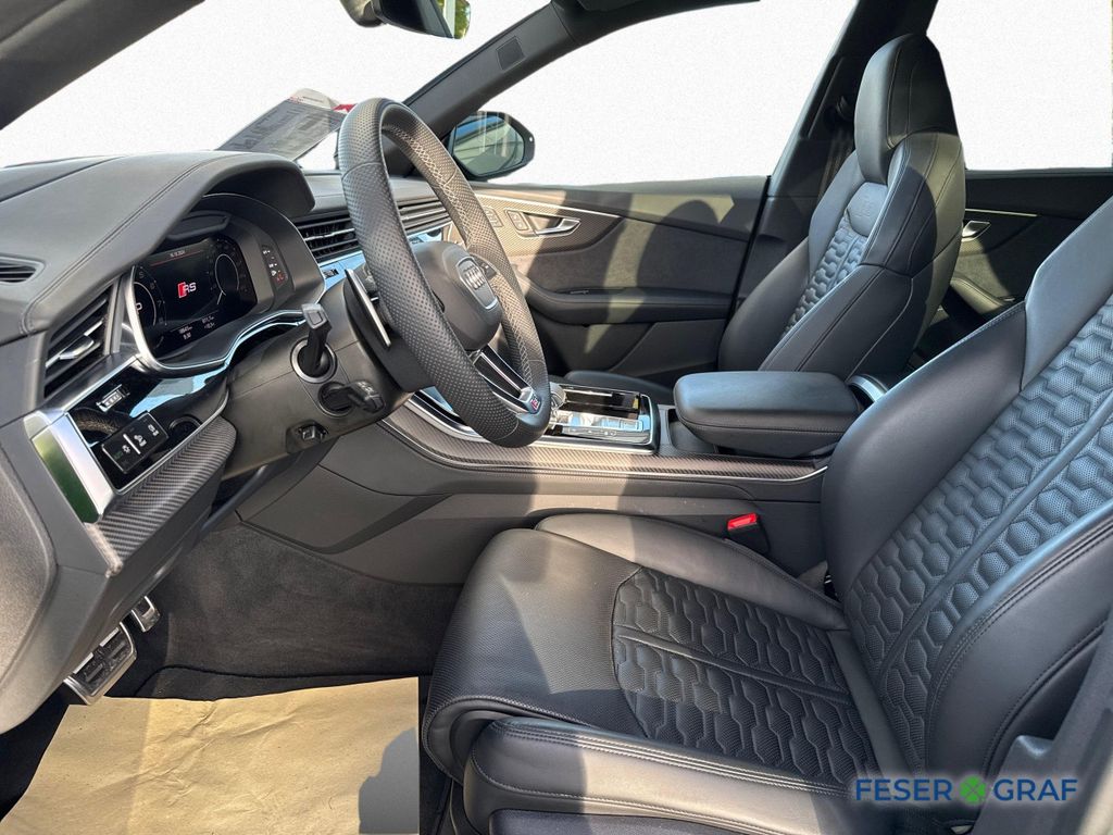 Audi RSQ8 2024