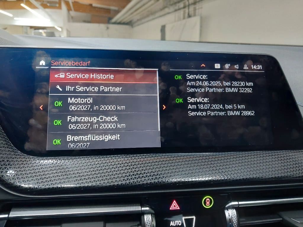 BMW 218 2024