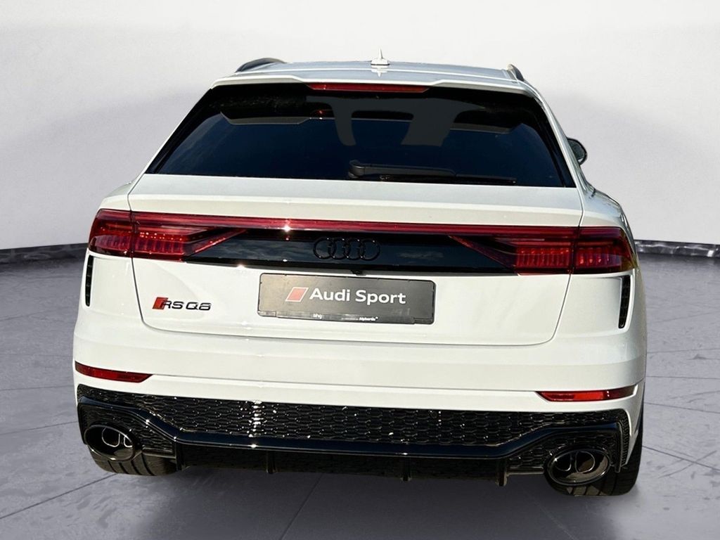 Audi RSQ8 2025