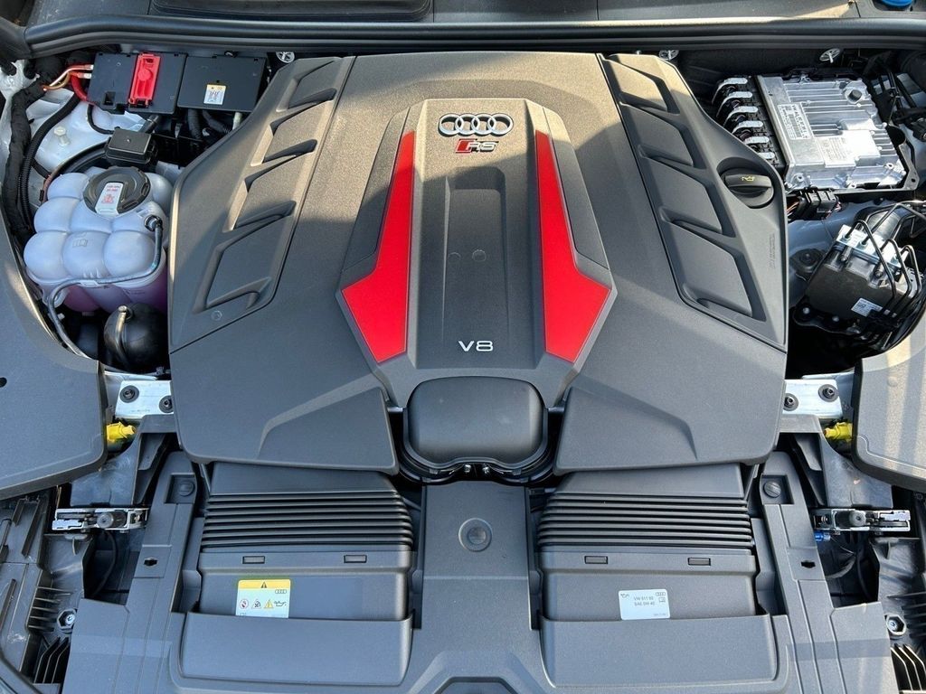 Audi RSQ8 2025