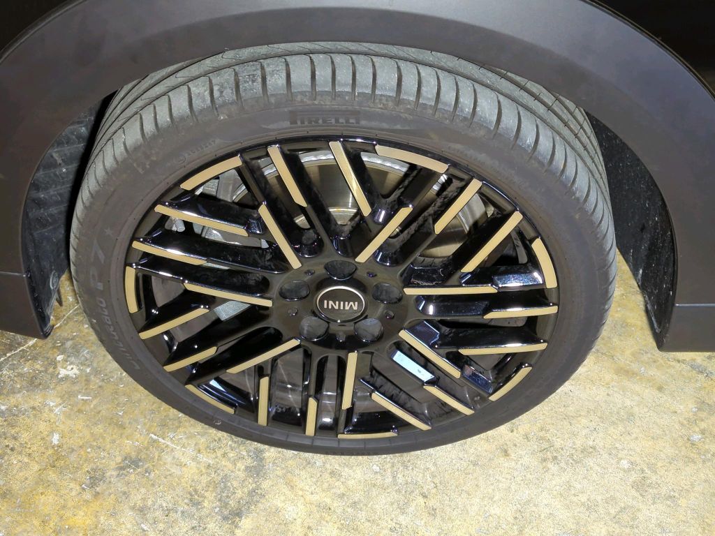 MINI Cooper Cabrio 2024