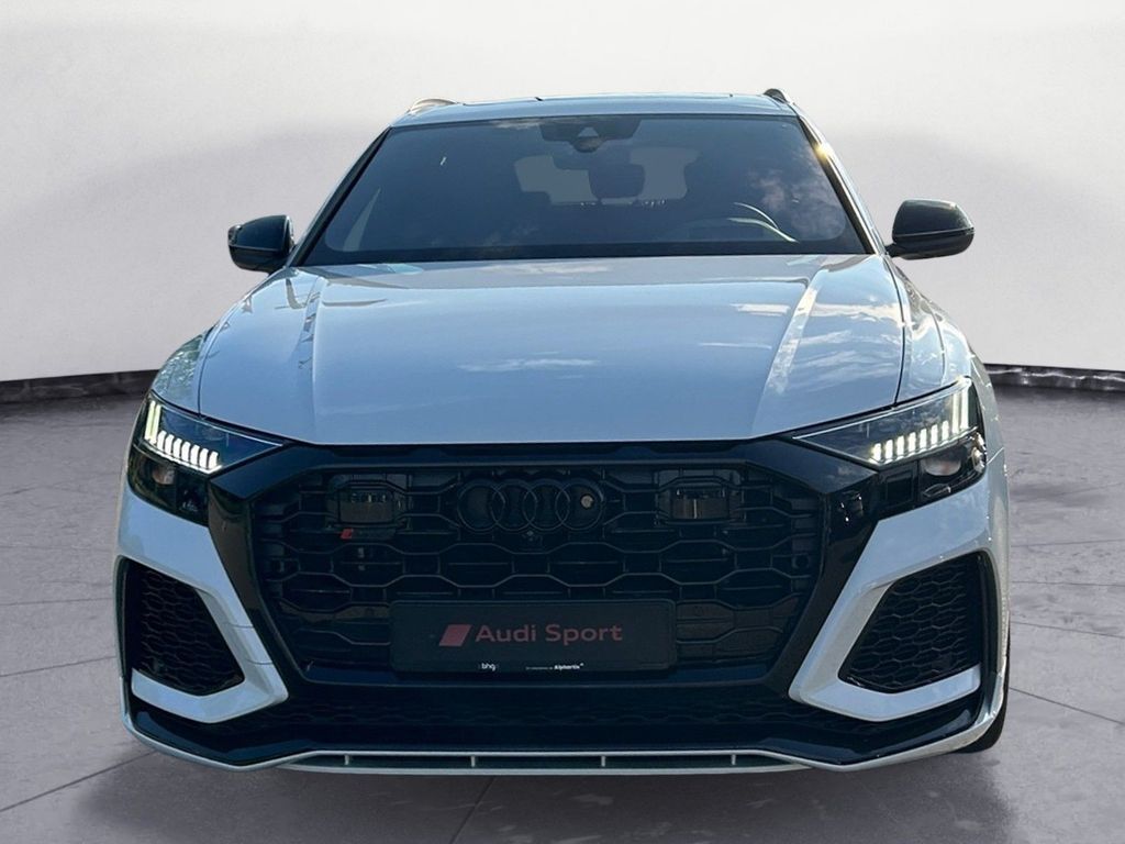 Audi RSQ8 2025