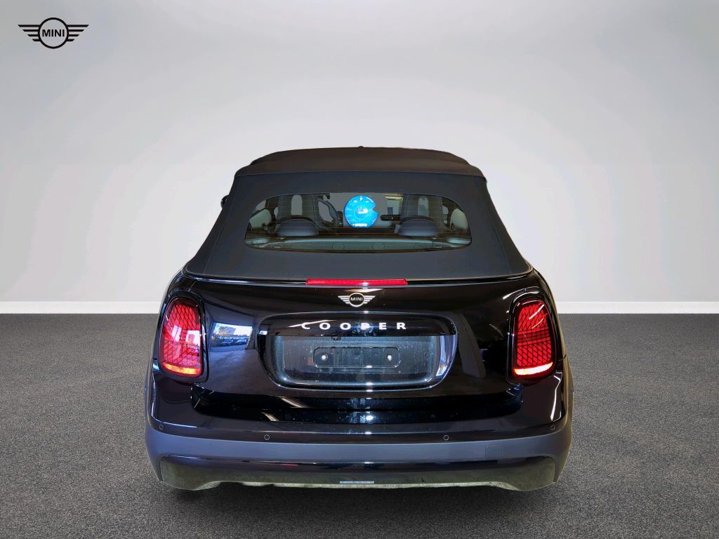 MINI Cooper Cabrio 2024
