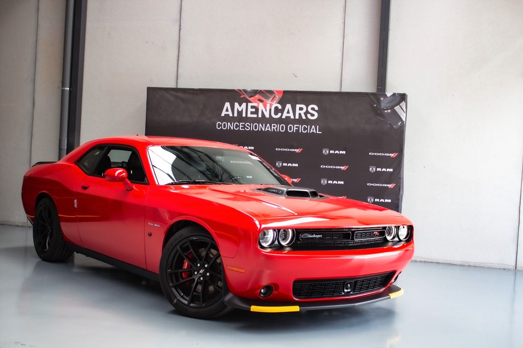 Dodge Challenger