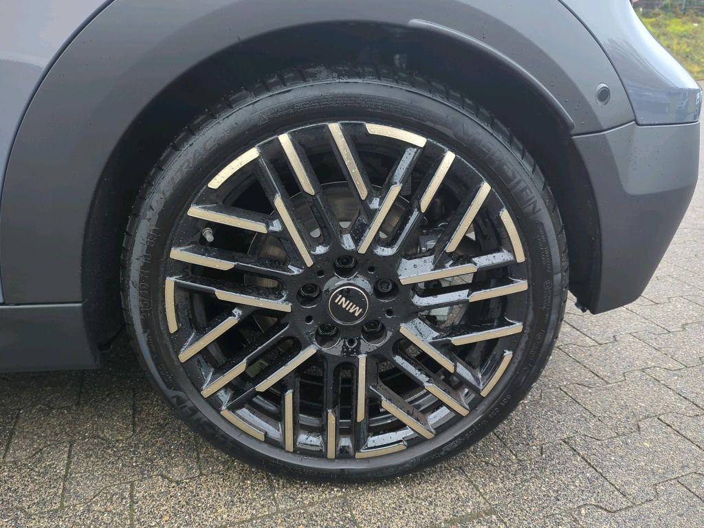 MINI Cooper S Cabrio 2024