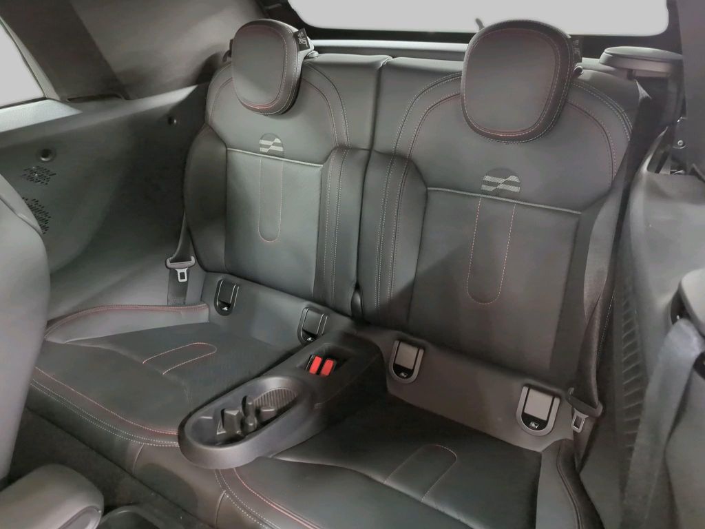 MINI John Cooper Works Cabrio 2024