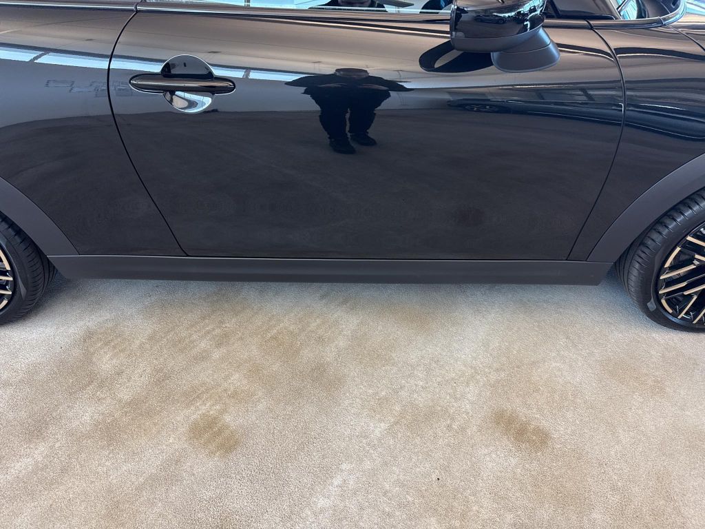 MINI Cooper Cabrio 2024