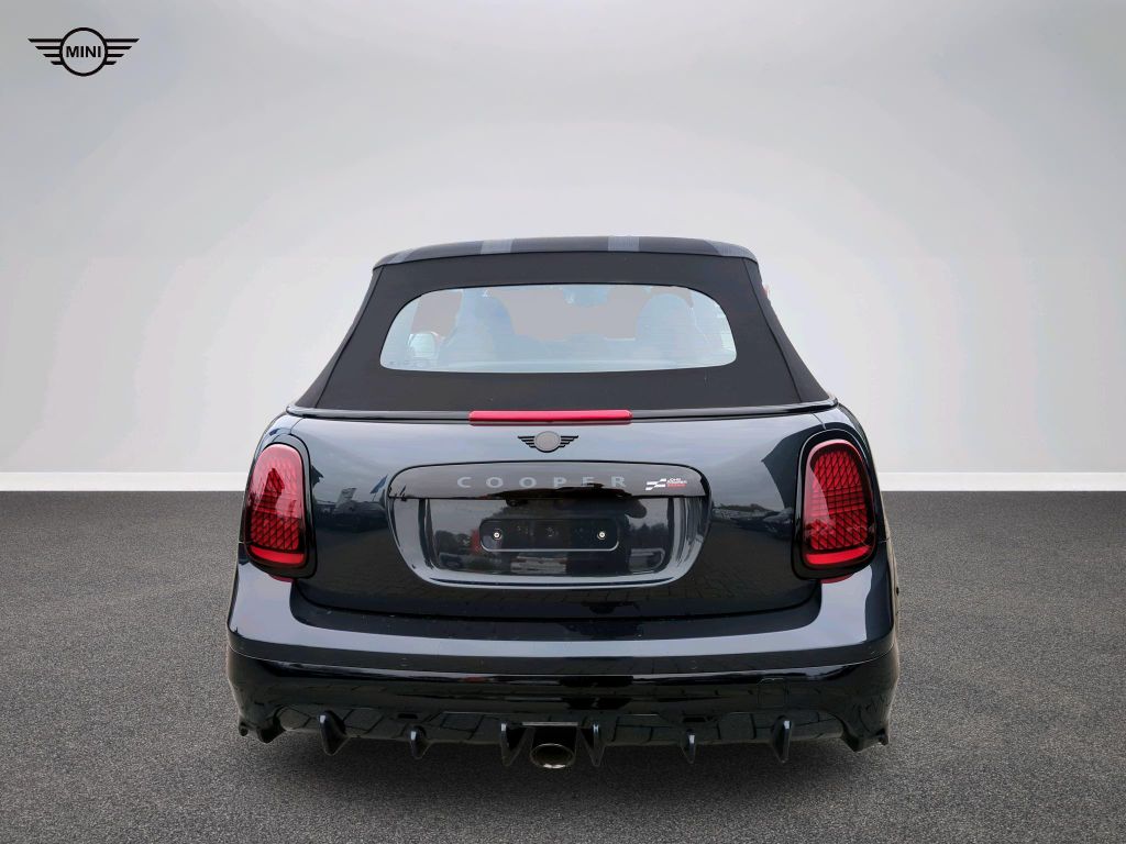 MINI John Cooper Works Cabrio 2024