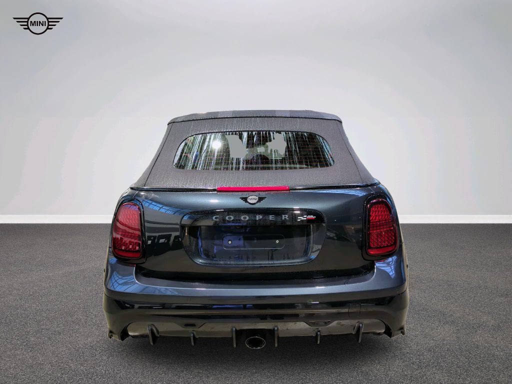 MINI John Cooper Works Cabrio 2024