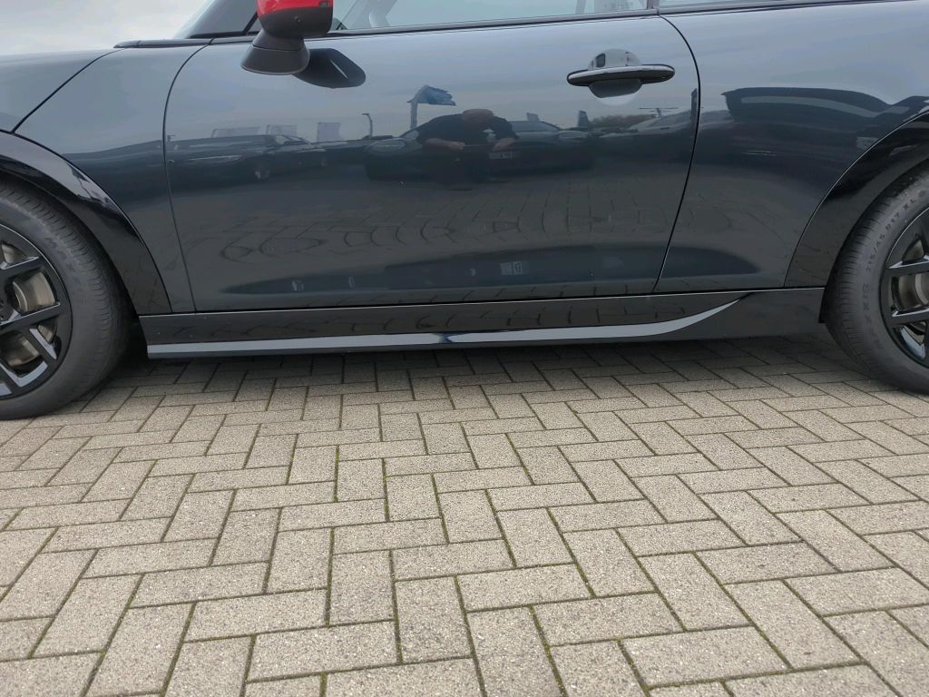 MINI John Cooper Works Cabrio 2024