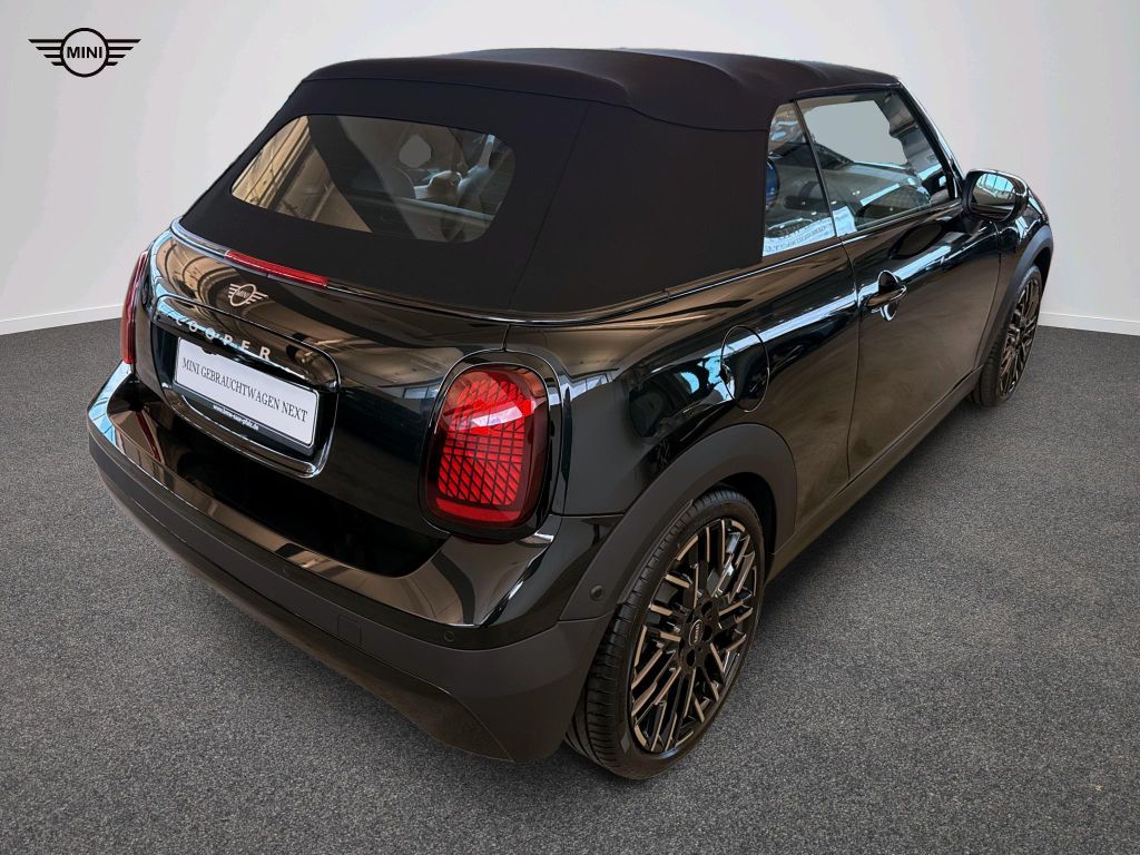 MINI Cooper Cabrio 2024