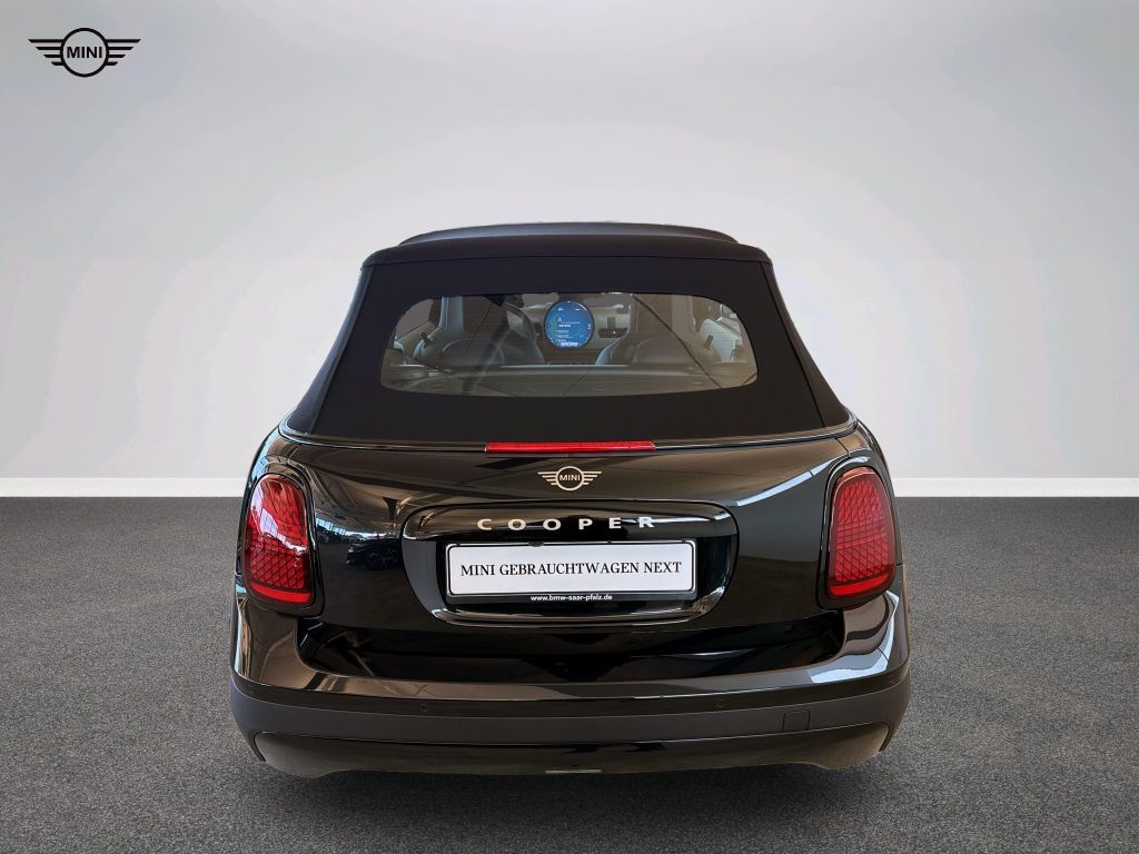 MINI Cooper Cabrio 2024