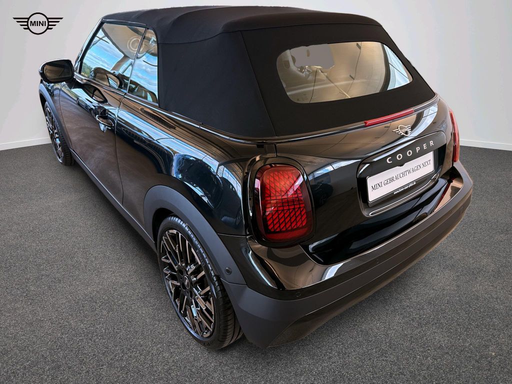 MINI Cooper Cabrio 2024