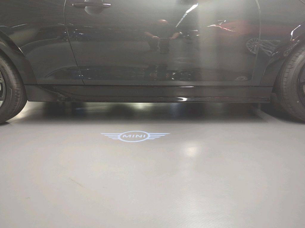 MINI John Cooper Works Cabrio 2024