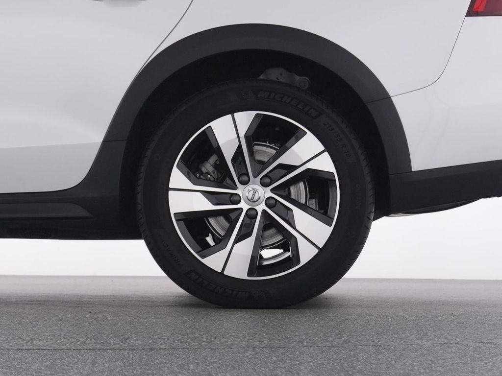 Volvo V60 Cross Country 2023