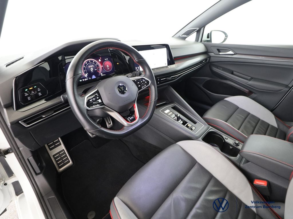 Volkswagen Golf 2021