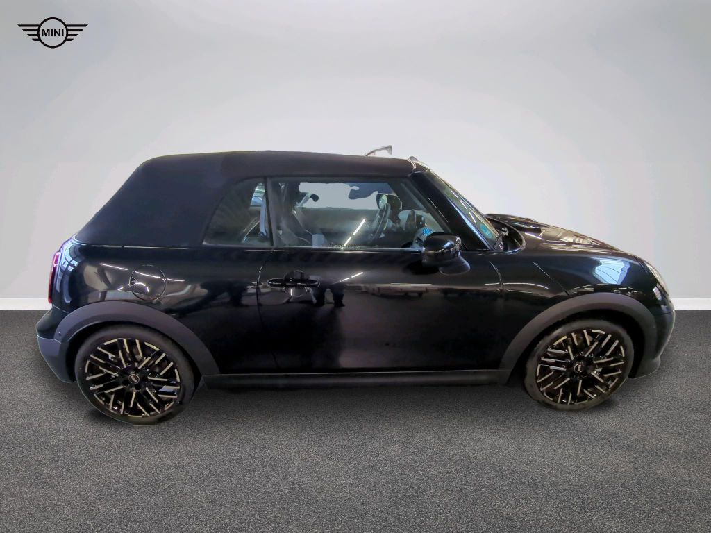 MINI Cooper Cabrio 2024
