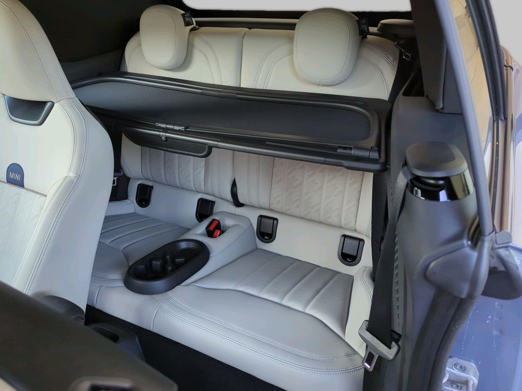 MINI Cooper S Cabrio 2024