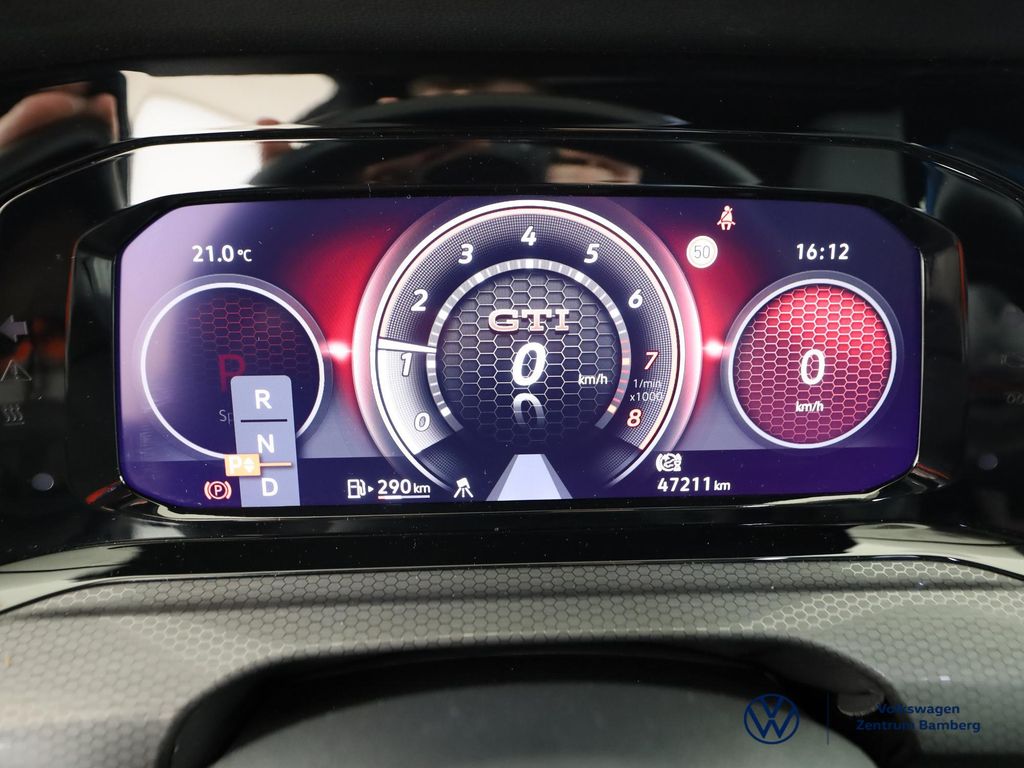 Volkswagen Golf 2021