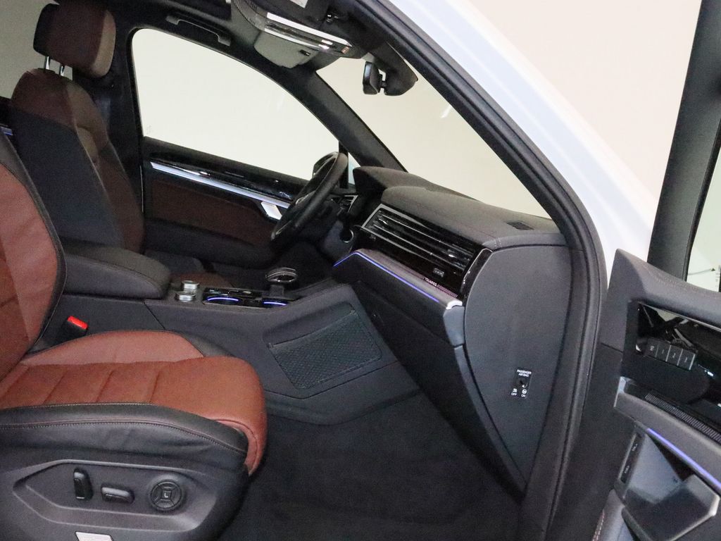 Volkswagen Touareg 2025