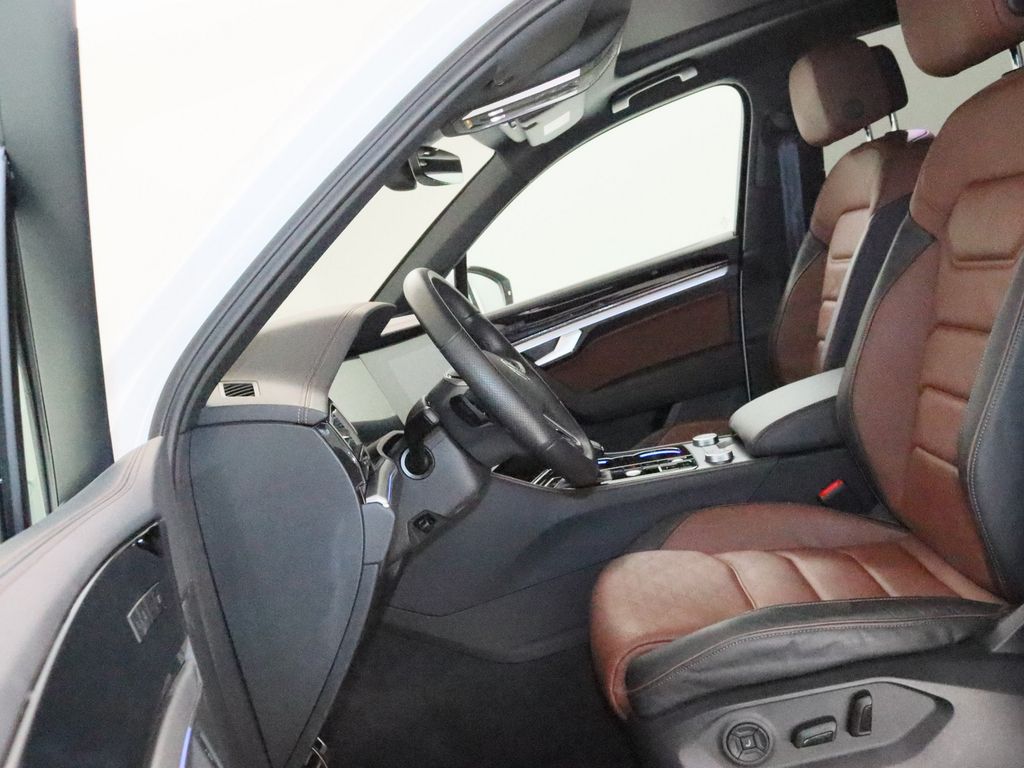 Volkswagen Touareg 2025