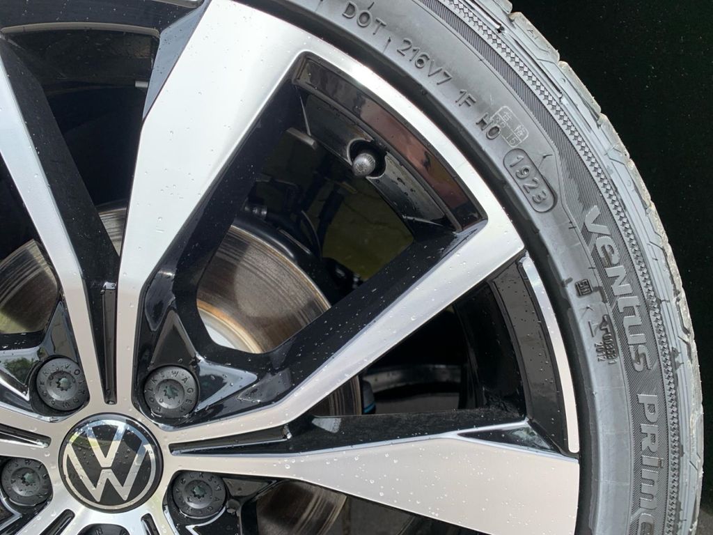 Volkswagen T-Cross 2024