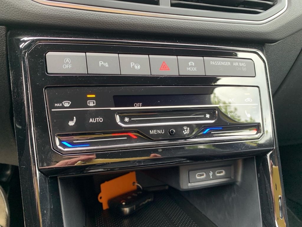 Volkswagen T-Cross 2024