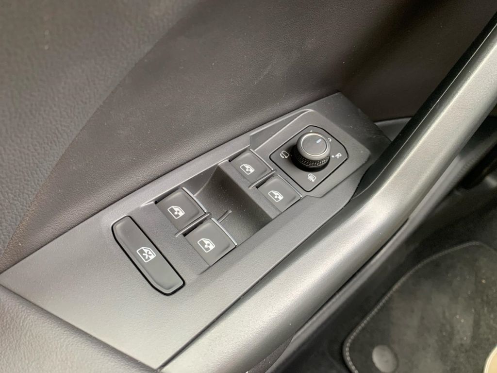 Volkswagen T-Cross 2024